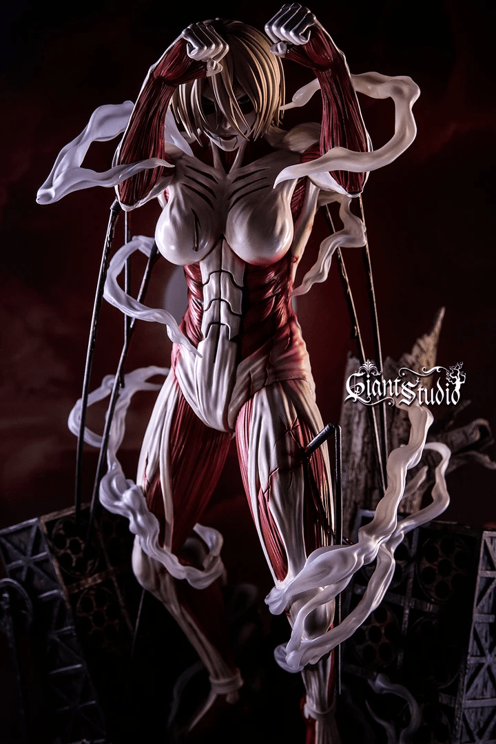 ATTACK ON TITAN - GIANT STUDIO THE FEMALE TITAN - DaWeebStop