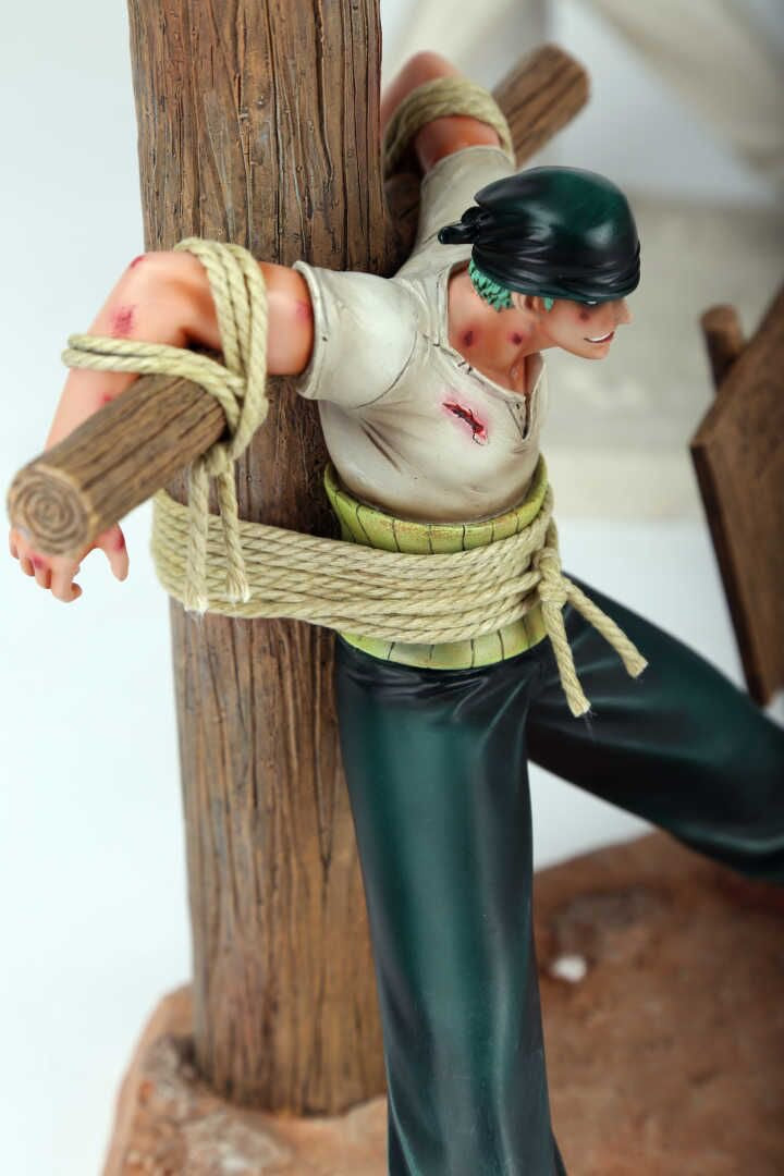 One Piece - Roronoa Zoro First Appearance - DaWeebStop