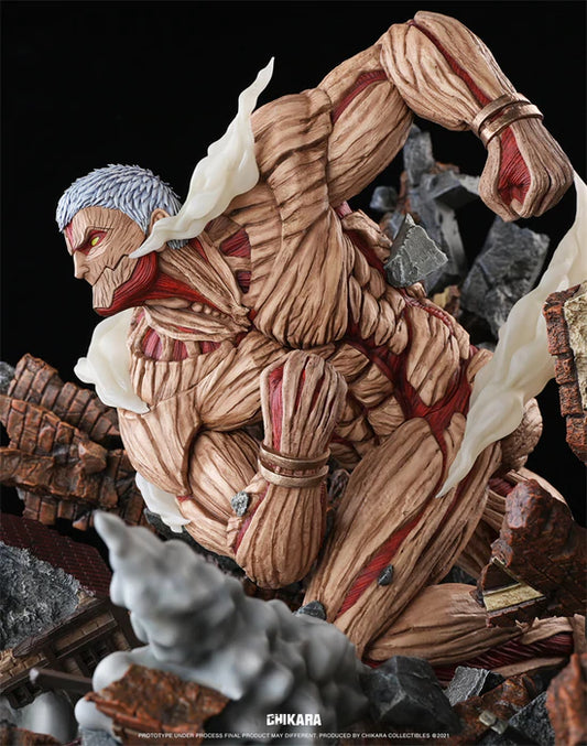 ATTACK ON TITAN - Chikara Studio Titan Series Armored Titan And Reiner Braun - DaWeebStop