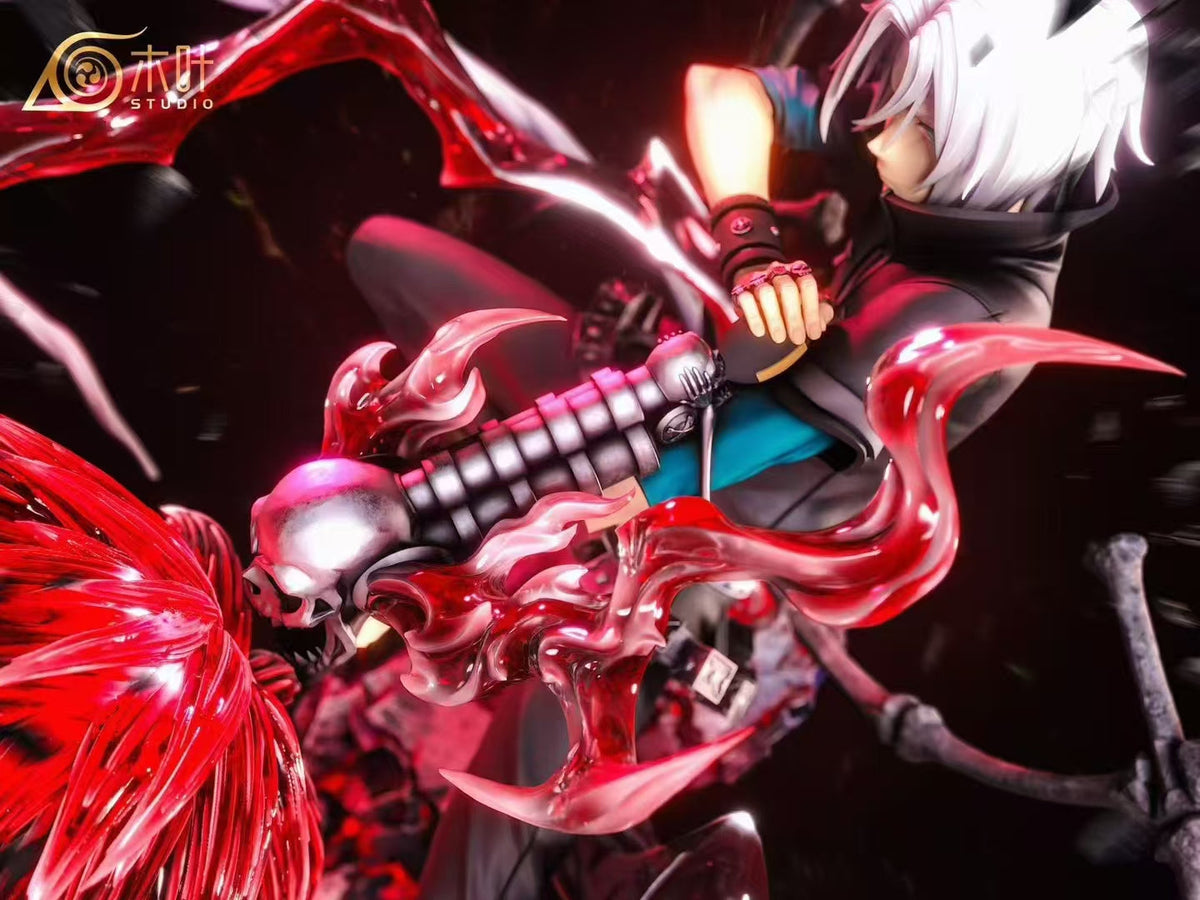 Hayato Gokudera statue skull weapon close up