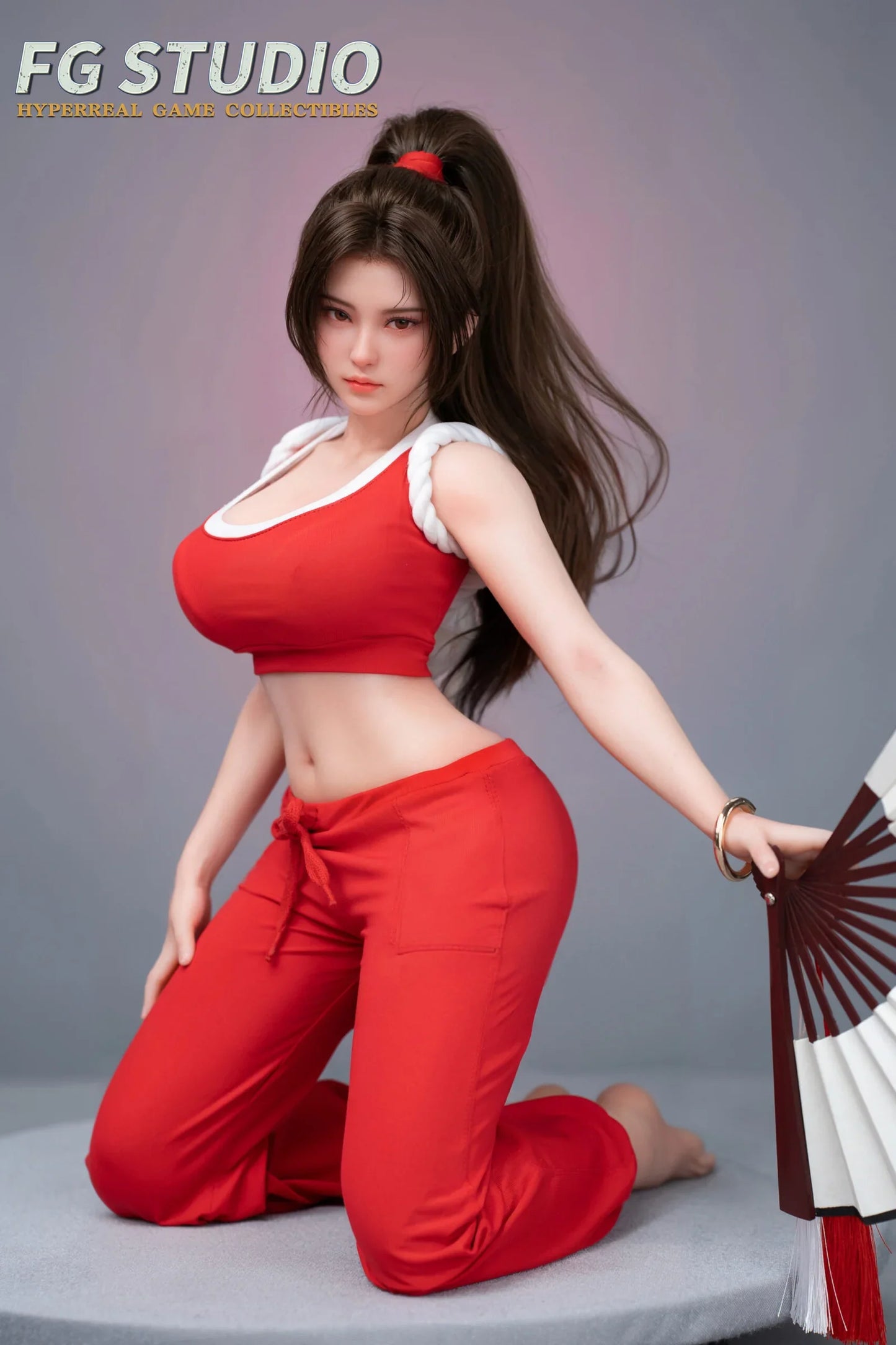 Mai Shiranui 1/3 statue in kneeling pose with fan