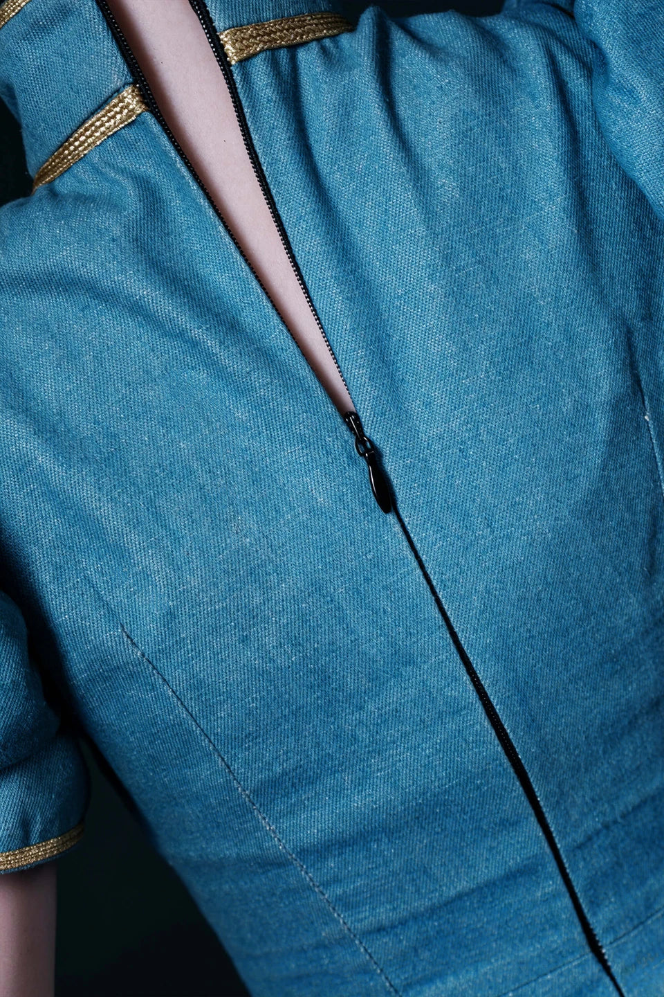 Chun-Li doll zipper detail