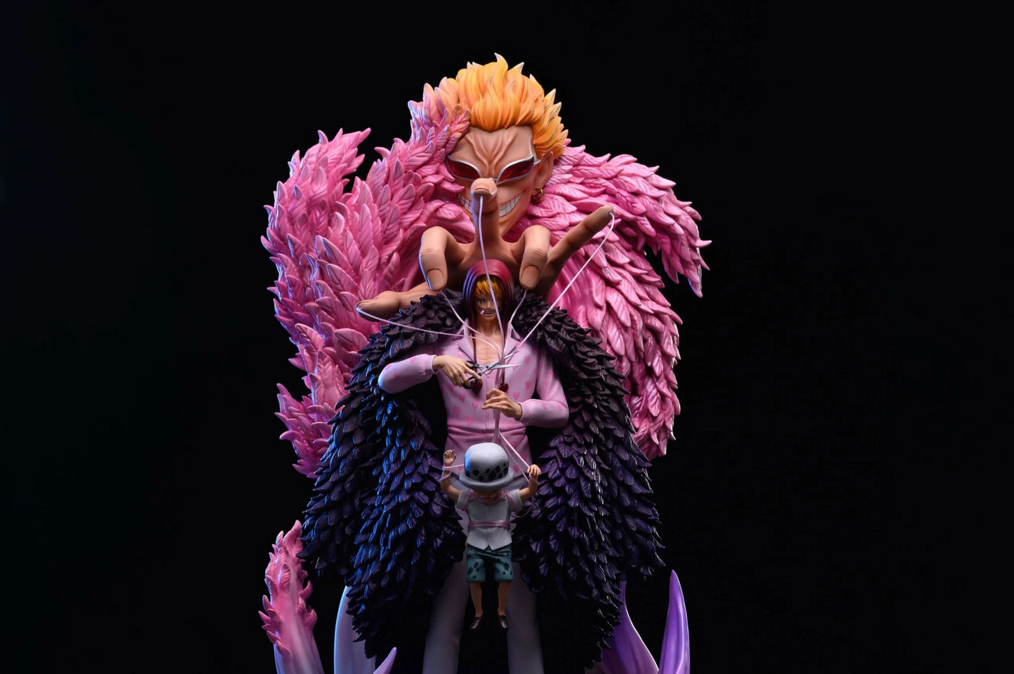 One Piece - Who studio Mr. Gentle Donquixote Rosinant. Corazon