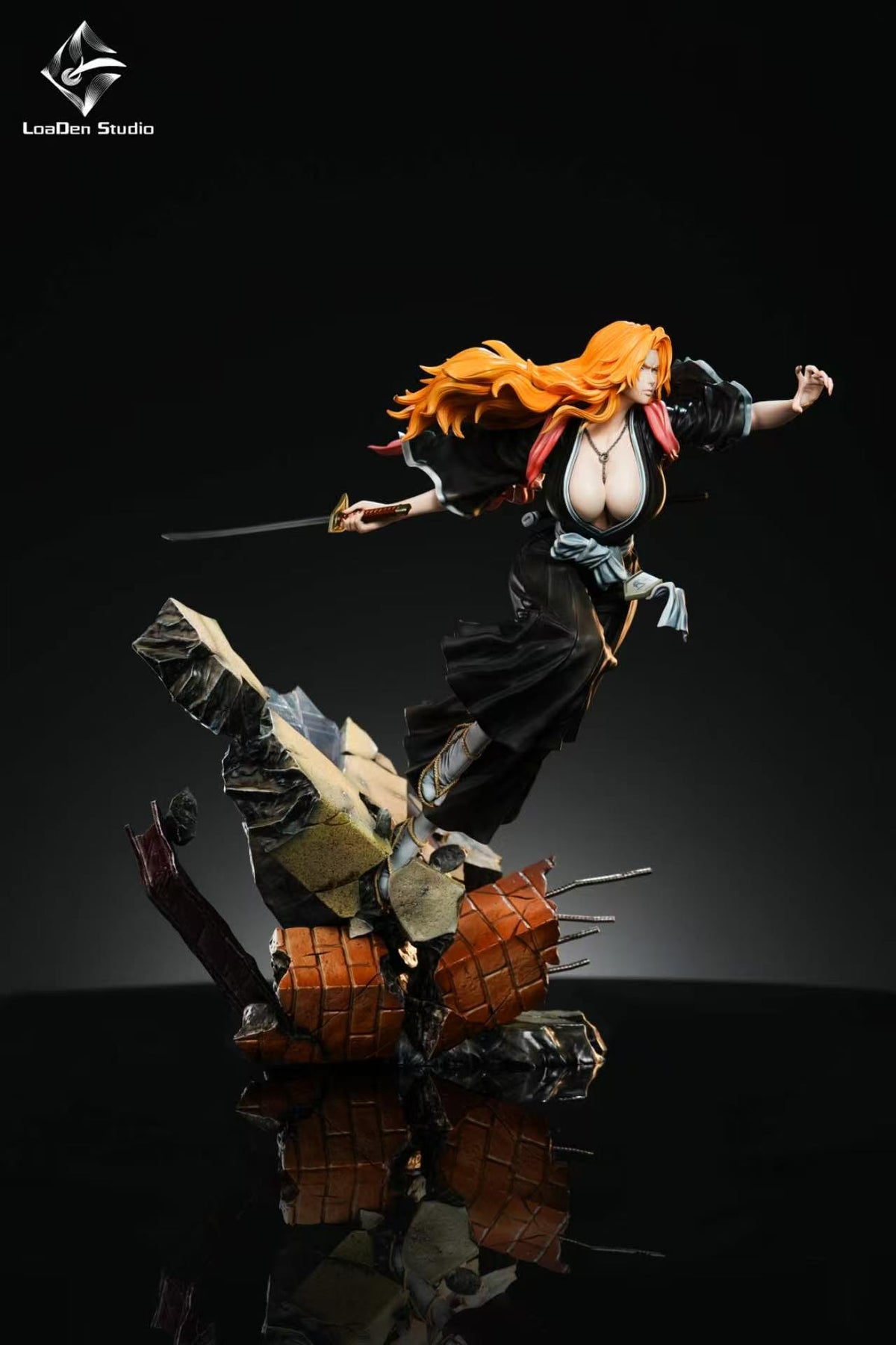 Bleach - LoaDen Studio Rangiku Matsumoto 1/6 resin statue - rear angle view - DaWeebStop