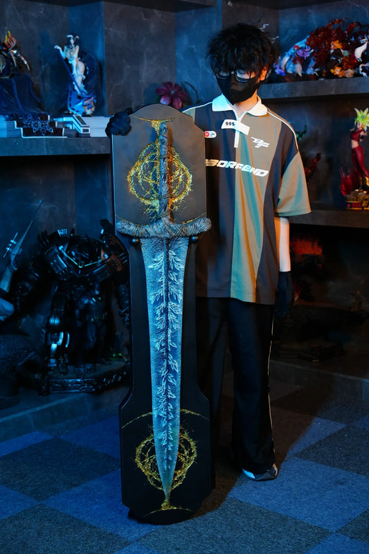 Elden Ring Panda Studio Dark Moon Greatsword